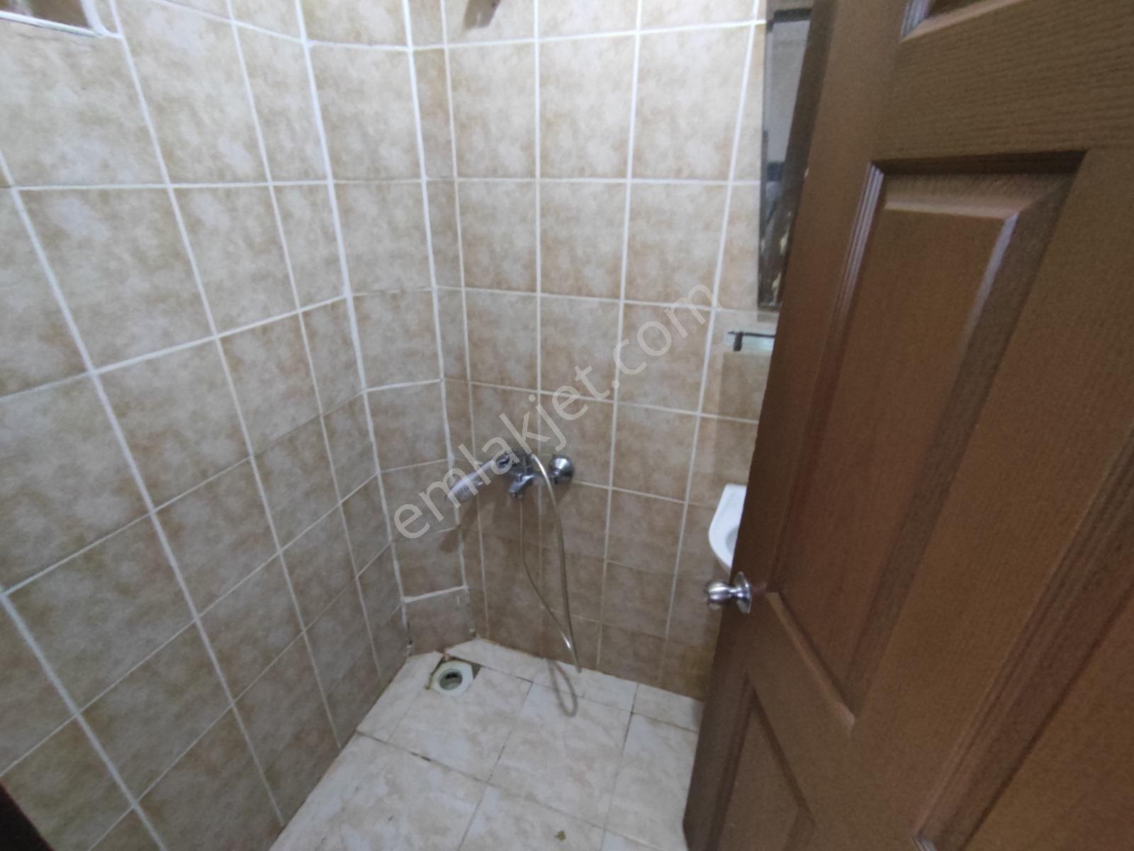 Serhat'ta 3+1 Ebeveyn Banyolu Güney Cephe Kiralık Daire - Görsel 9