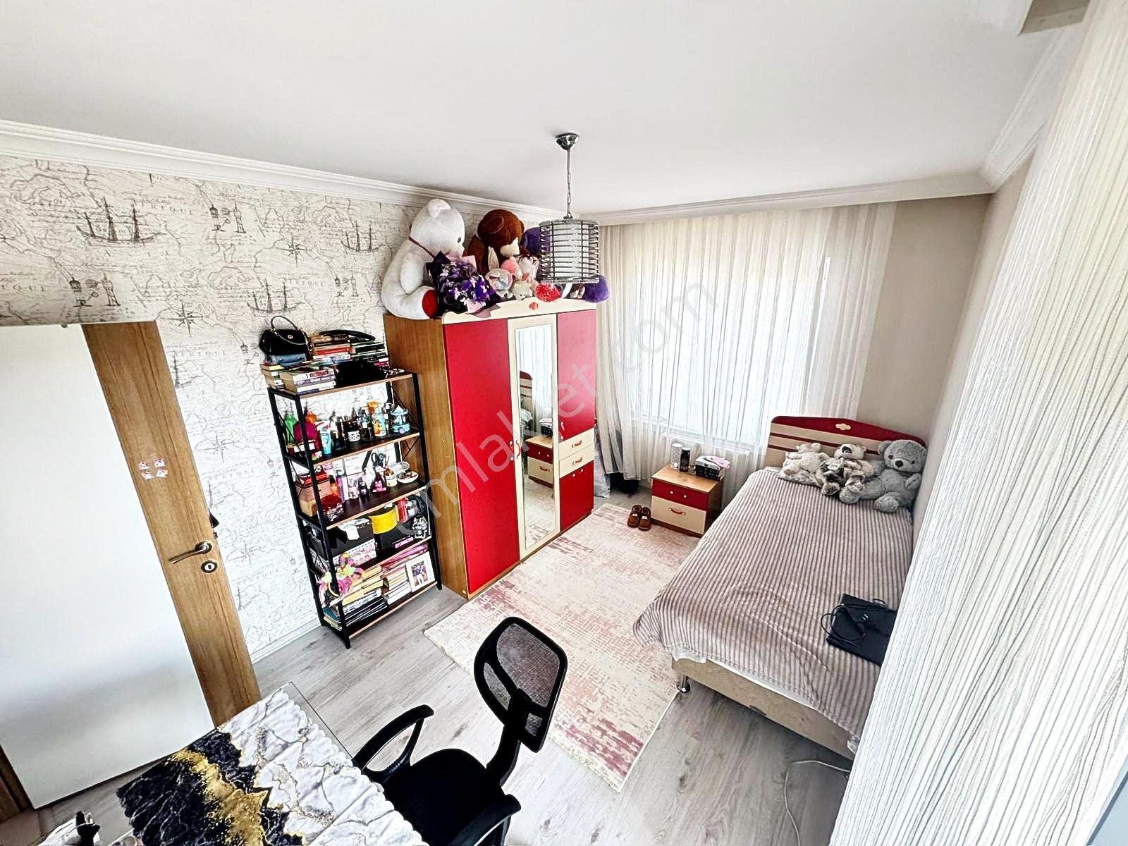 Ayyıldız Mh'de 4+1 Asansörlü Ara Kat Site İçi Geniş Yapılı Daire - Görsel 30