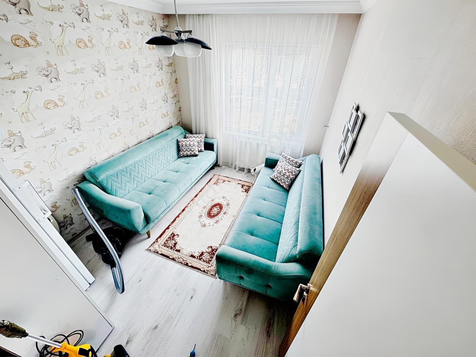 Ayyıldız Mh'de 4+1 Asansörlü Ara Kat Site İçi Geniş Yapılı Daire - Görsel 10