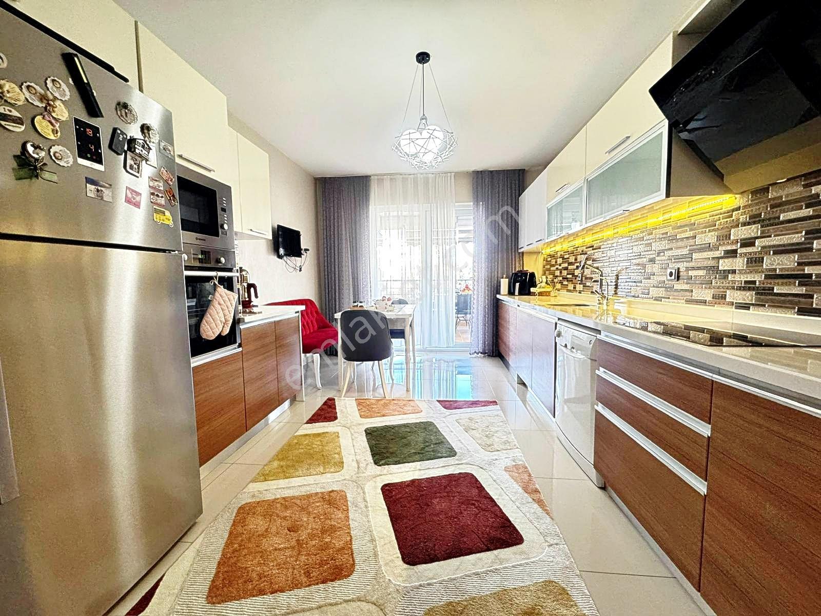 Ayyıldız Mh'de 4+1 Asansörlü Ara Kat Site İçi Geniş Yapılı Daire - Görsel 5