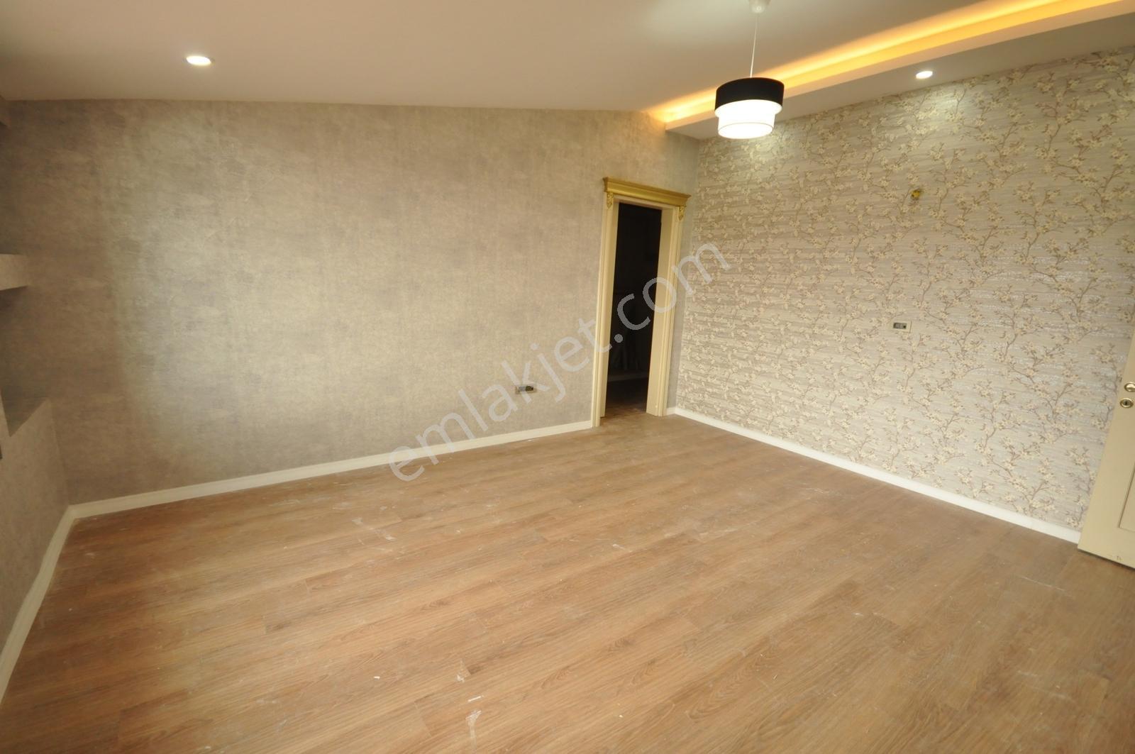 Coldwell Banker'dan Cevheri Rezidansda Kiralık 5+1 Daire - Görsel 26