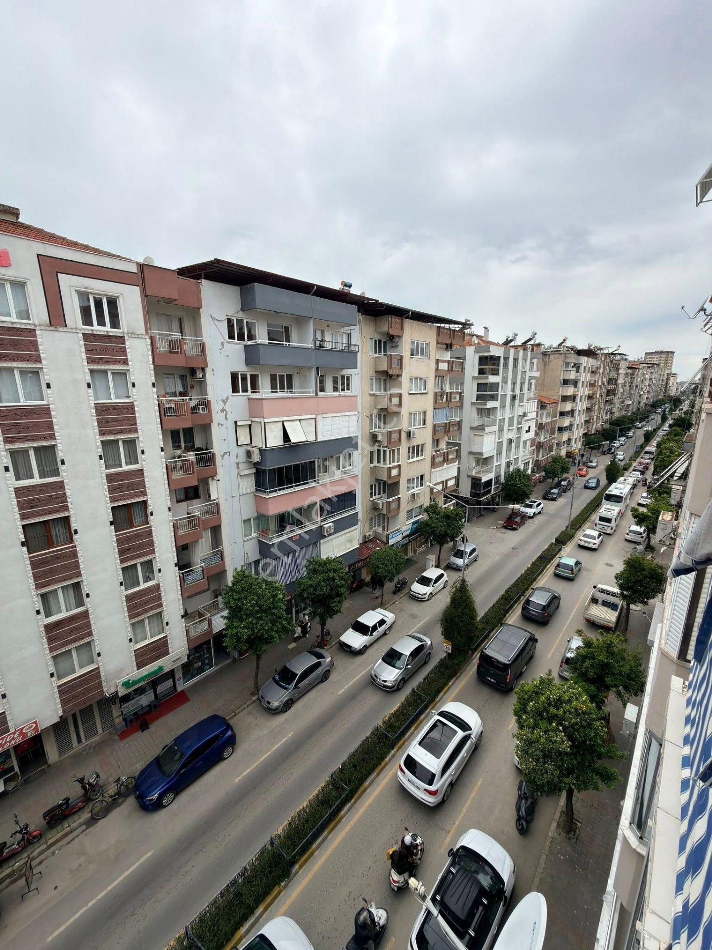 Şehir Merkezinin Göbeğinde – Cadde Üstü Full Eşyalı Fırsat Daire! - Görsel 4