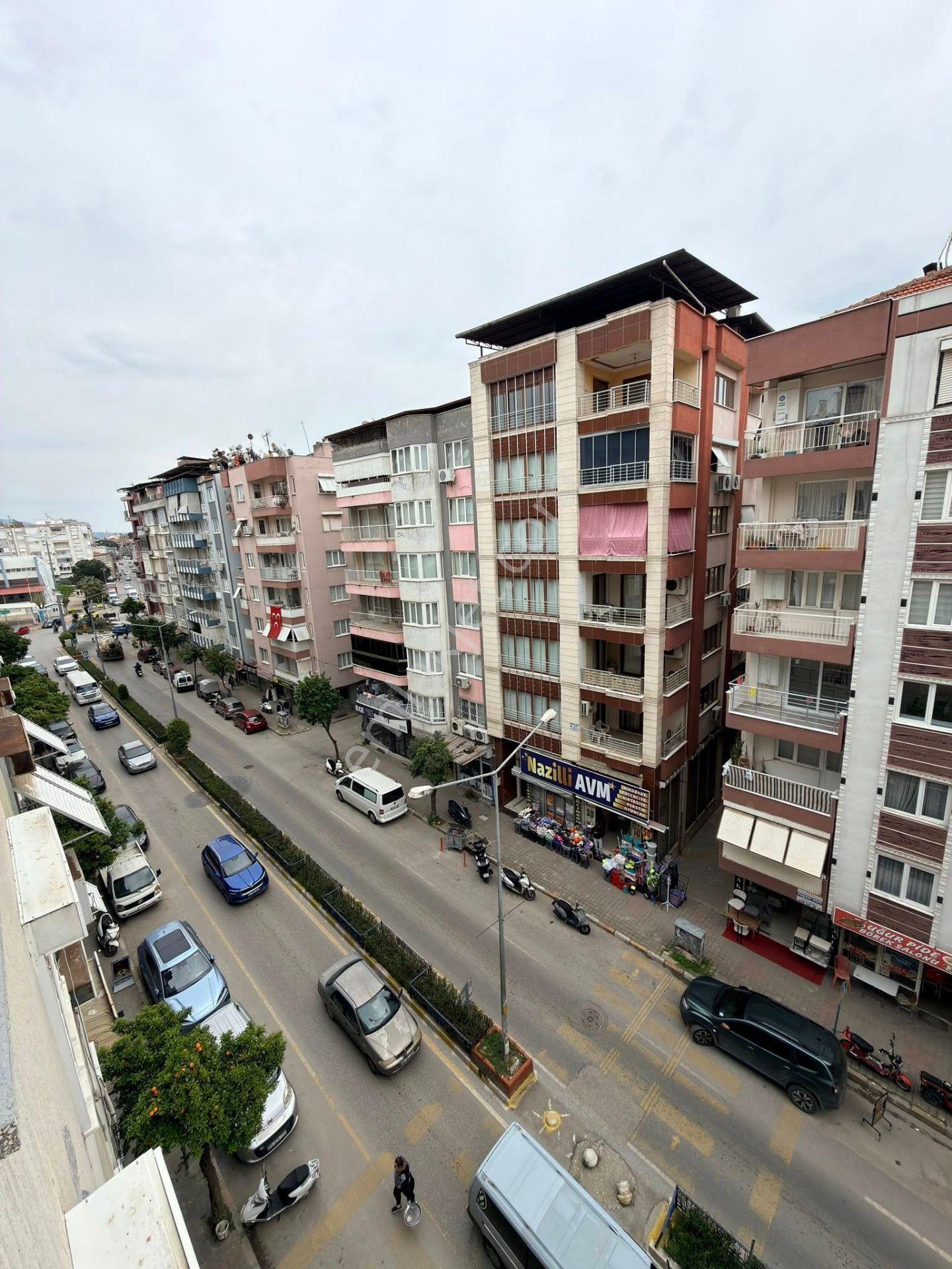 Şehir Merkezinin Göbeğinde – Cadde Üstü Full Eşyalı Fırsat Daire! - Görsel 15