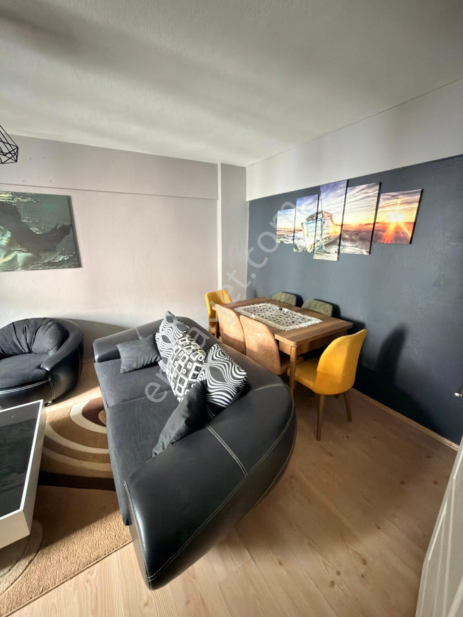 Şehir Merkezinin Göbeğinde – Cadde Üstü Full Eşyalı Fırsat Daire! - Görsel 9