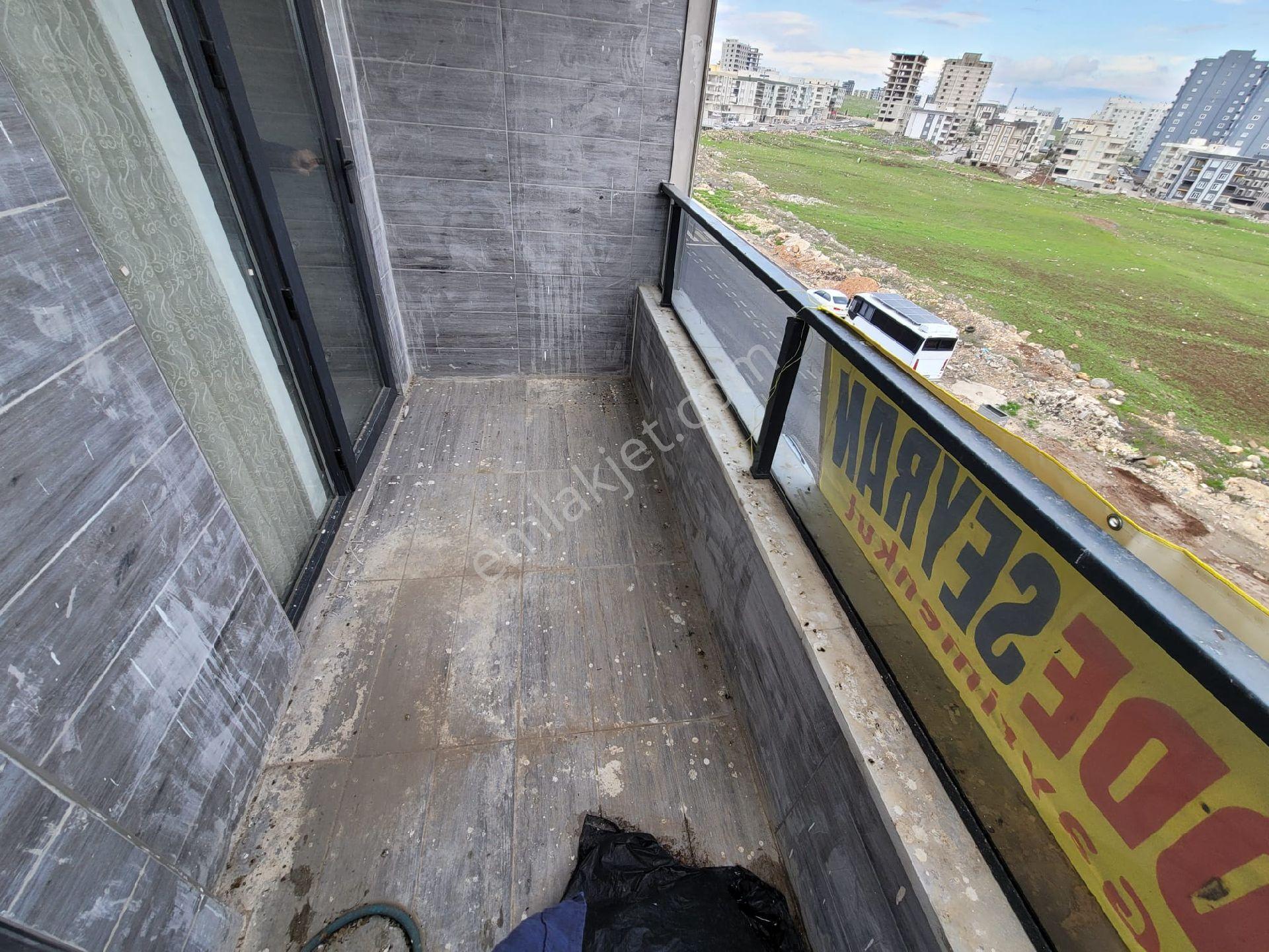 Cadde Seyran'dan Satılık 1+1 55m2 Memur Kiracılı Arakat - Görsel 12