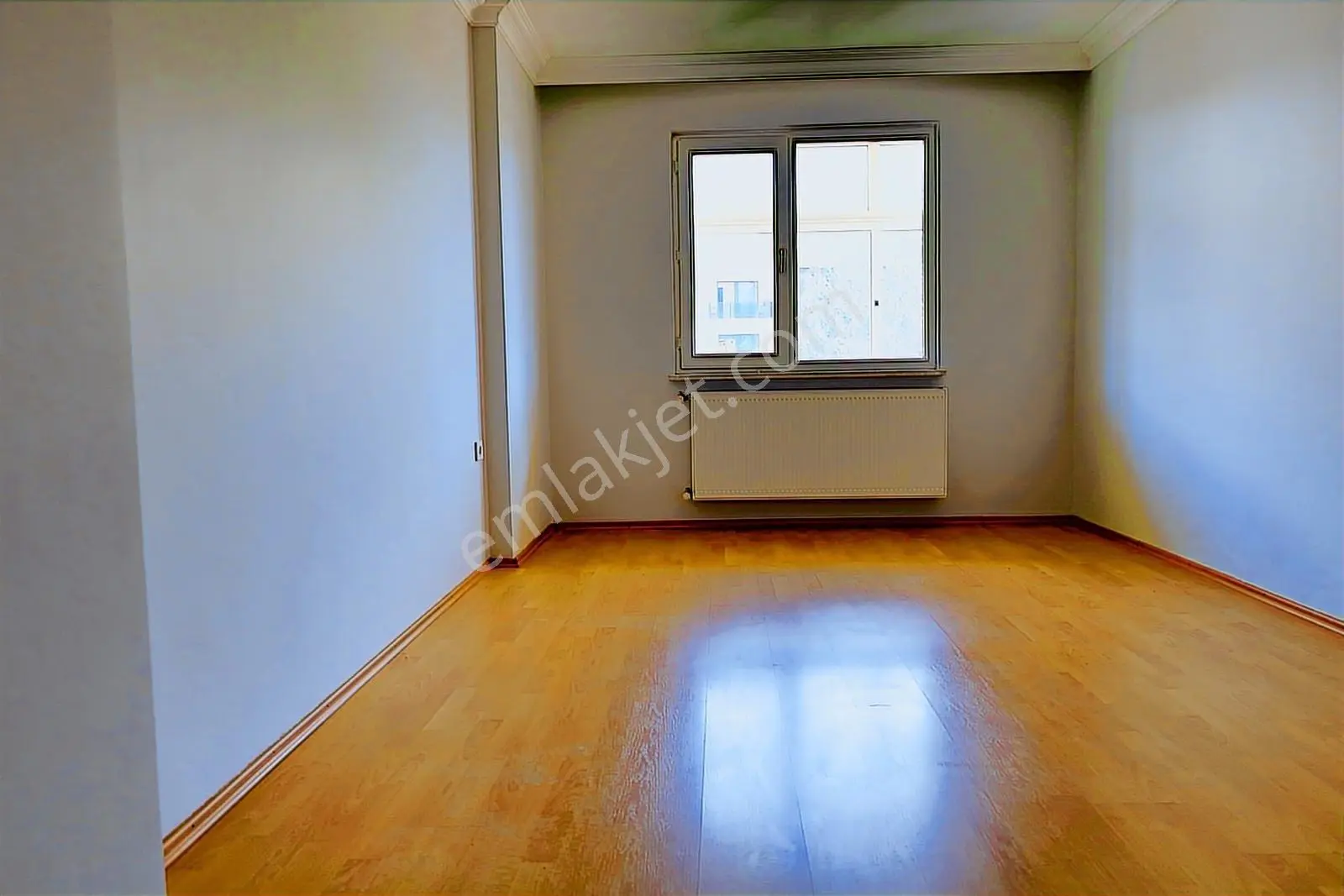 Konak Mahallesinde Harika Bir Konumda Geniş 4+1 Kiralık - Görsel 3