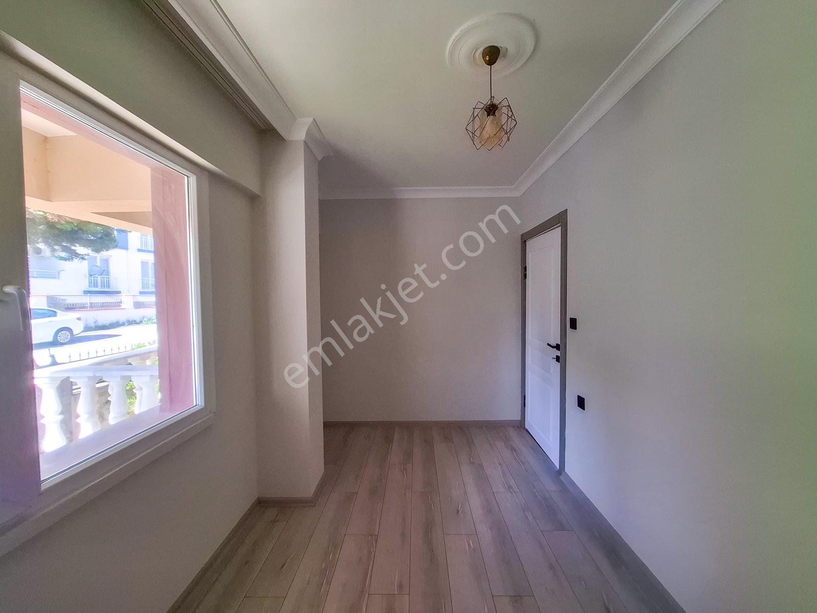 Didim Efeler'de Köşe Konumda Satılık 2+1 Yüksek Giriş Daire - Görsel 23