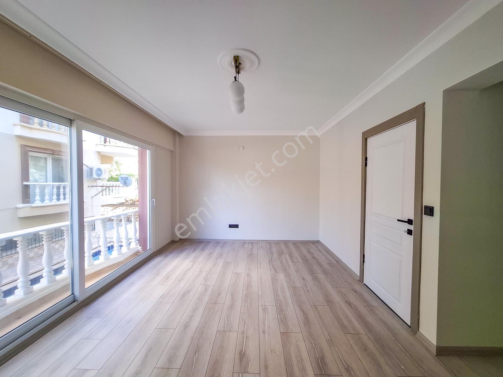 Didim Efeler'de Köşe Konumda Satılık 2+1 Yüksek Giriş Daire - Görsel 13