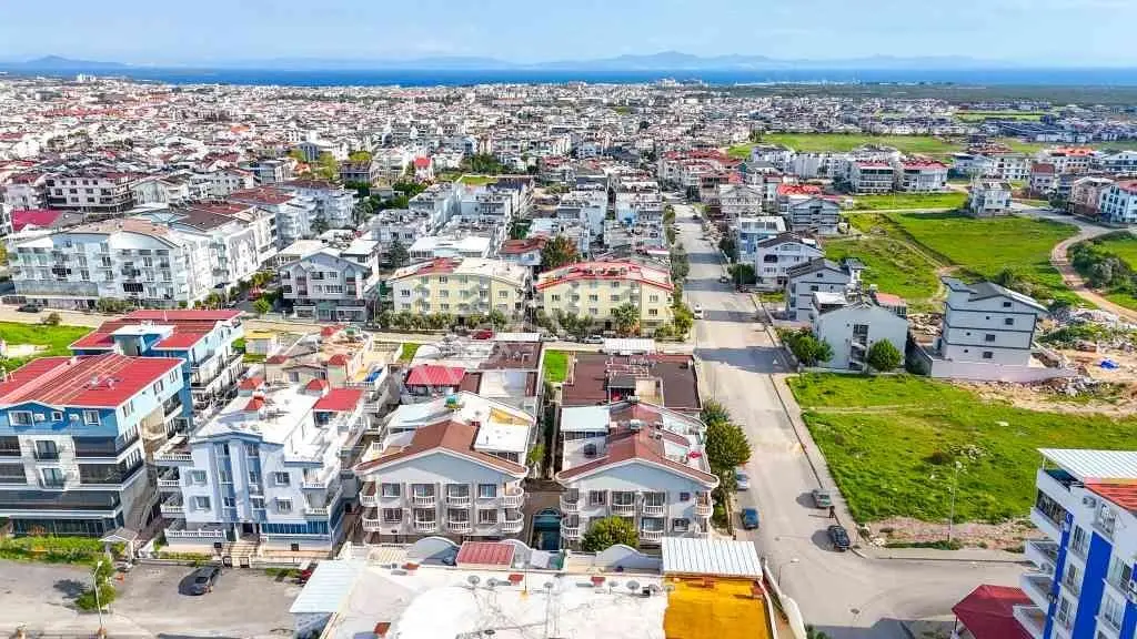 Didim Efeler'de Köşe Konumda Satılık 2+1 Yüksek Giriş Daire - Görsel 2
