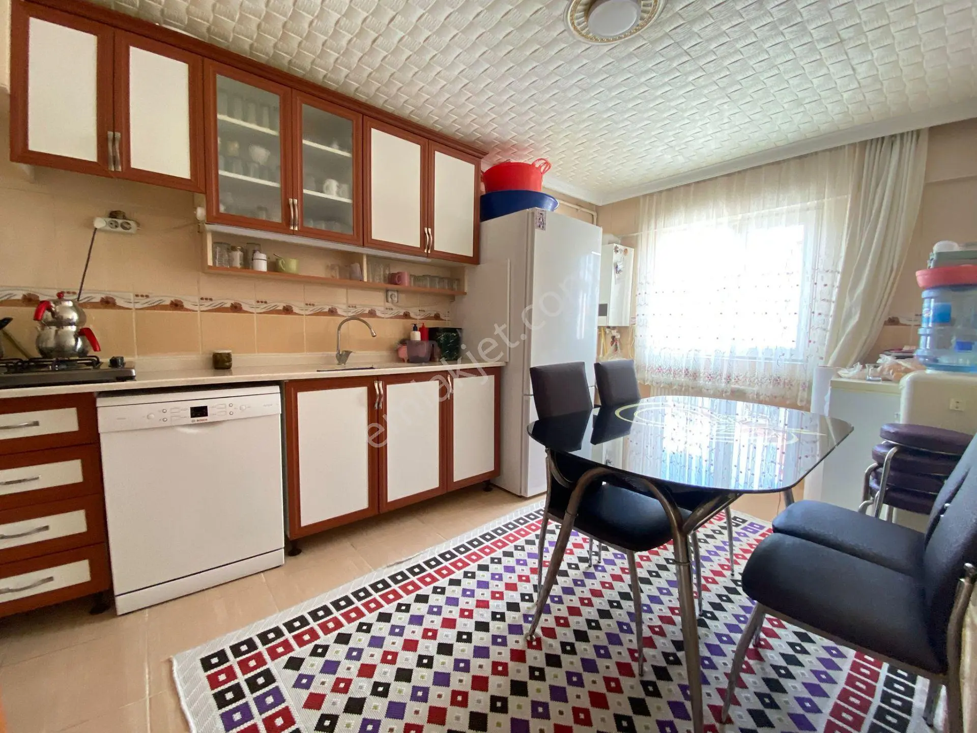 Karapürçek'te Kedili Villa Yakınında 3+1 Ara Katta Satılık Daire - Görsel 7