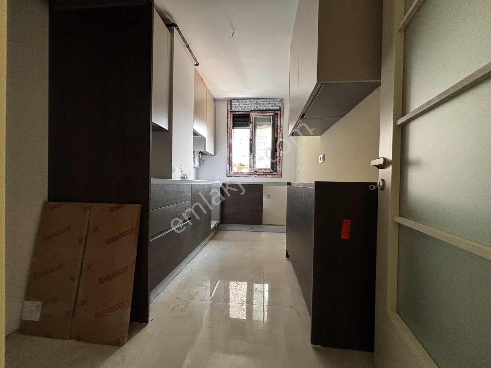 Bakırköy De Sıfır 2.kat 2+1 85m2 Balkonlu Marmaraya Yakın - Görsel 9
