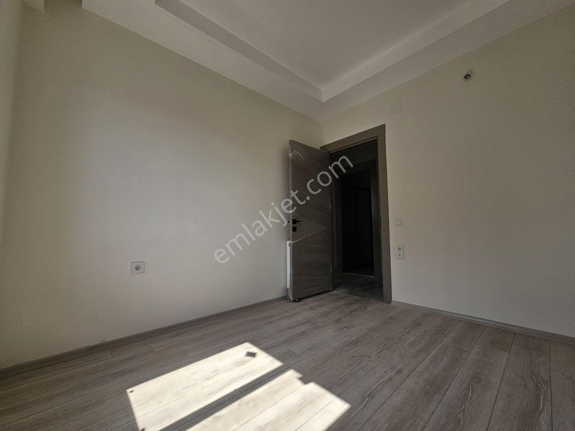 Mersin Mezitli Akdeniz Mahallesinde Satılık 3+1 Daire - Görsel 34
