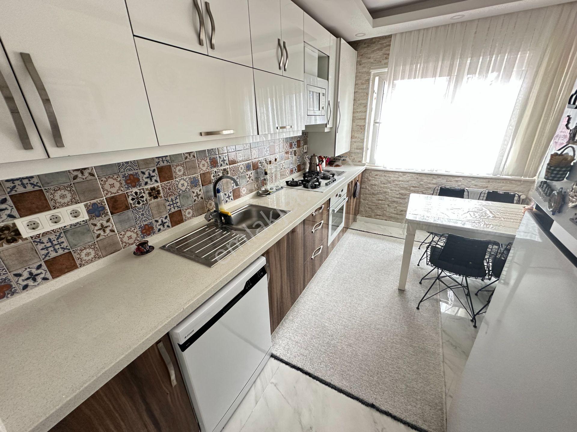 Ümraniye Çarşı Metro Yakını Satılık 4+1 Dubleks Daire - Görsel 29
