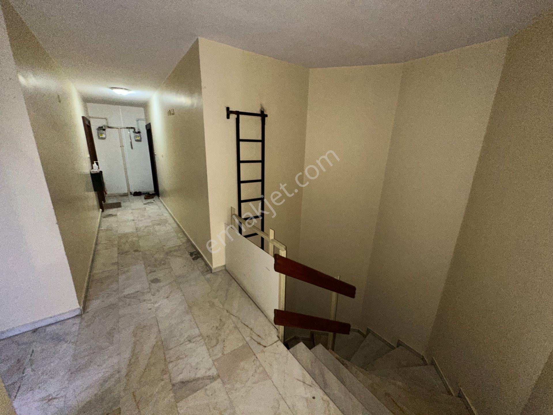 Ümraniye Çarşı Metro Yakını Satılık 4+1 Dubleks Daire - Görsel 33