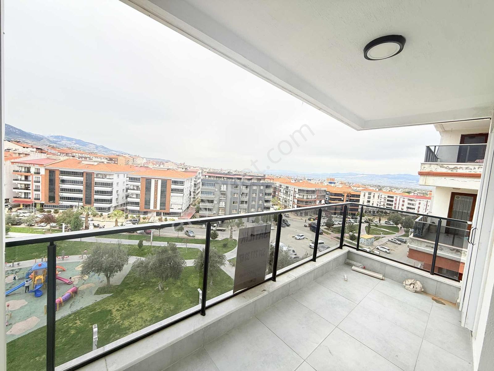 Alaşehir İstasyon 3+1 160m² Park Manzaralı Daire - Görsel 11