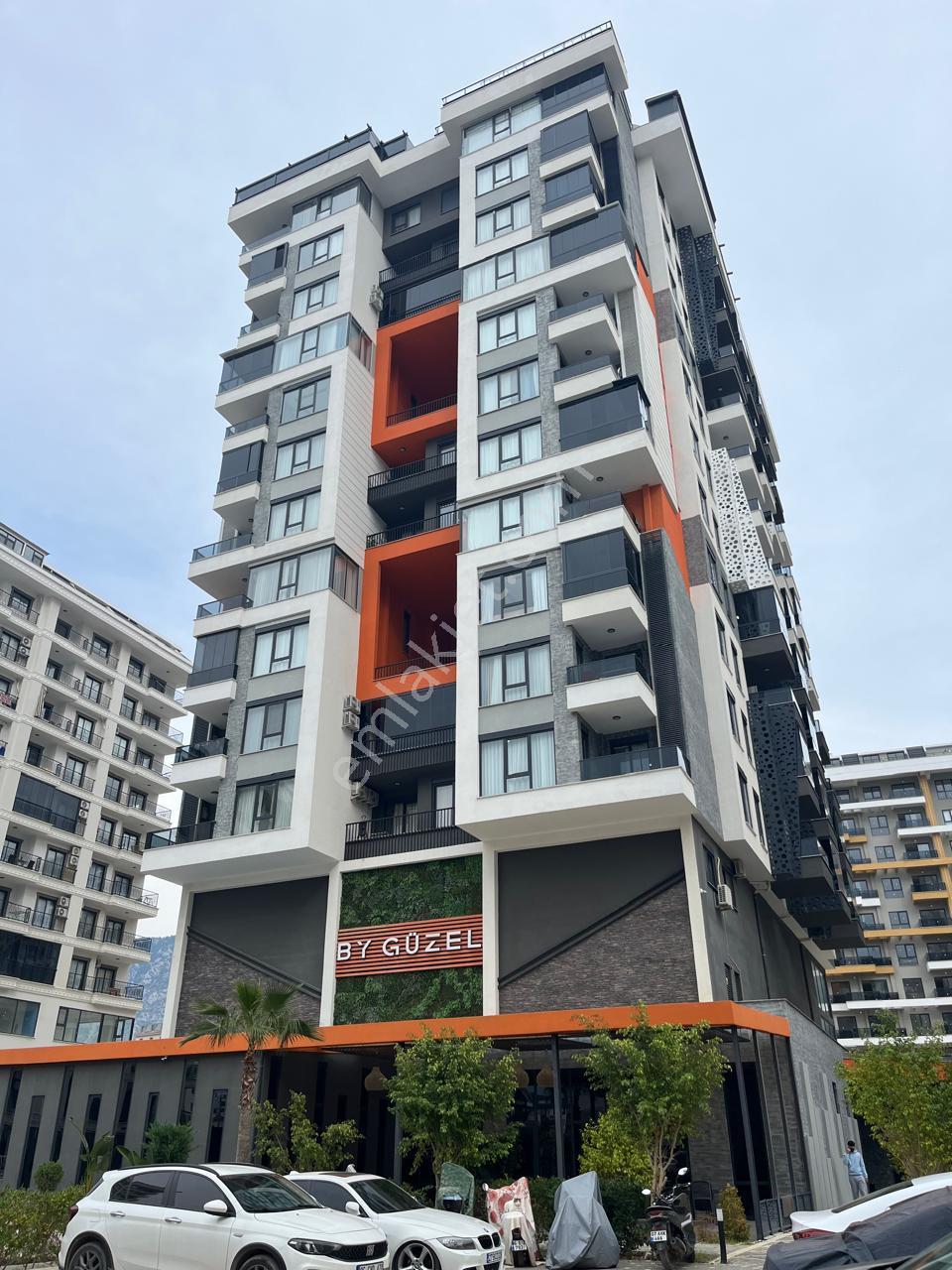 Mahmutlar Full Aktiviteli Sitede 2+1 Satılık Daire