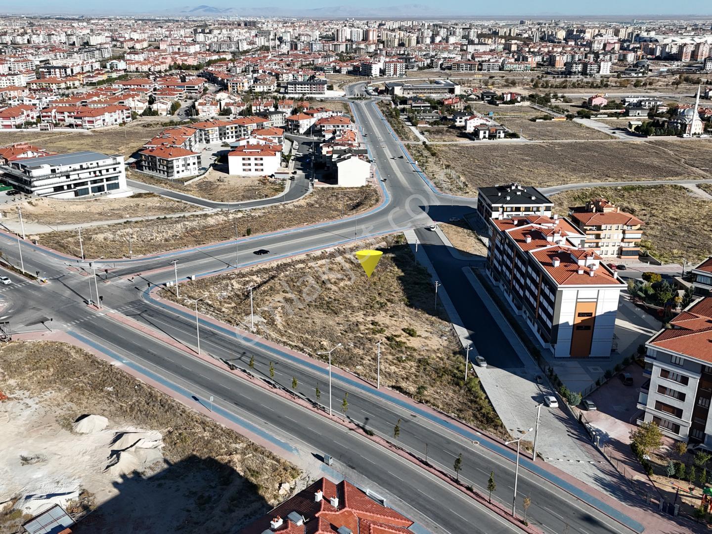 İşyapar'dan Ticari 1825 M² 2 Katlı Köşe Parsel Cadde Üzeri Arsa - Görsel 15
