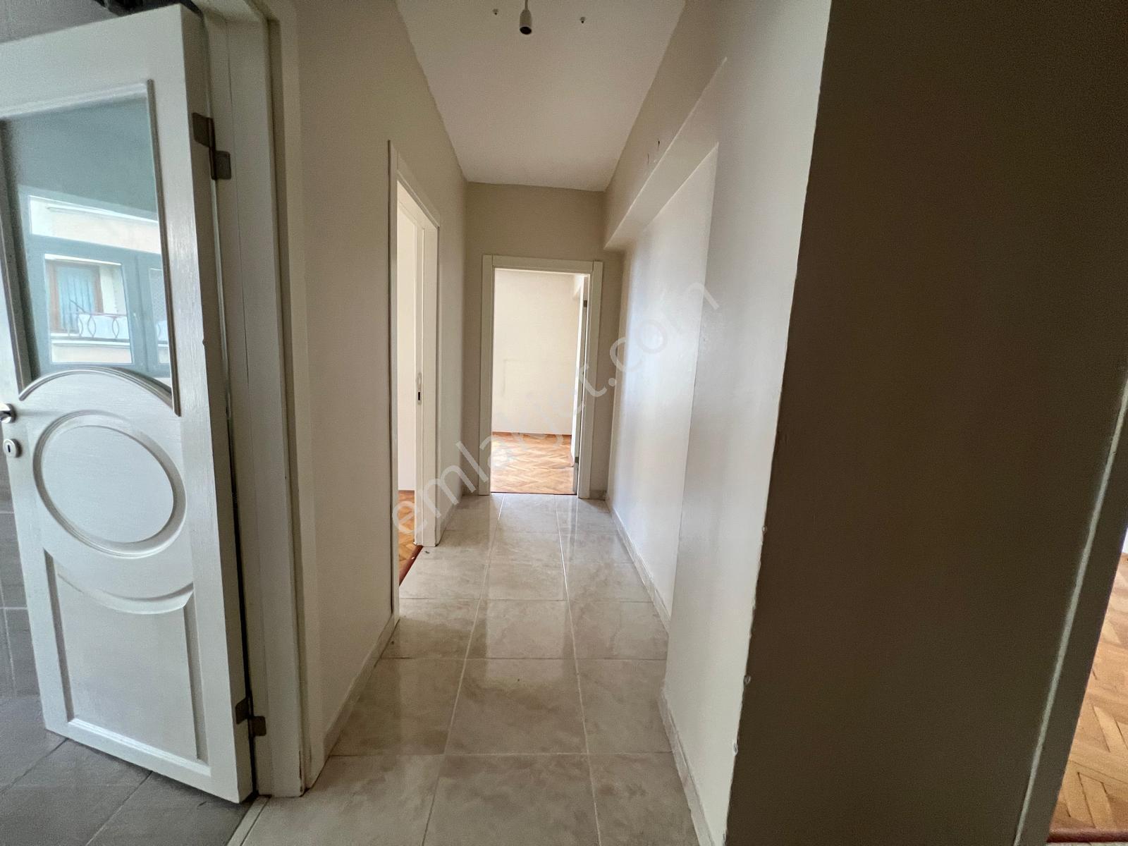Ufuktepe Cadde Üstü Yapılı Katta 3+1 - Görsel 34