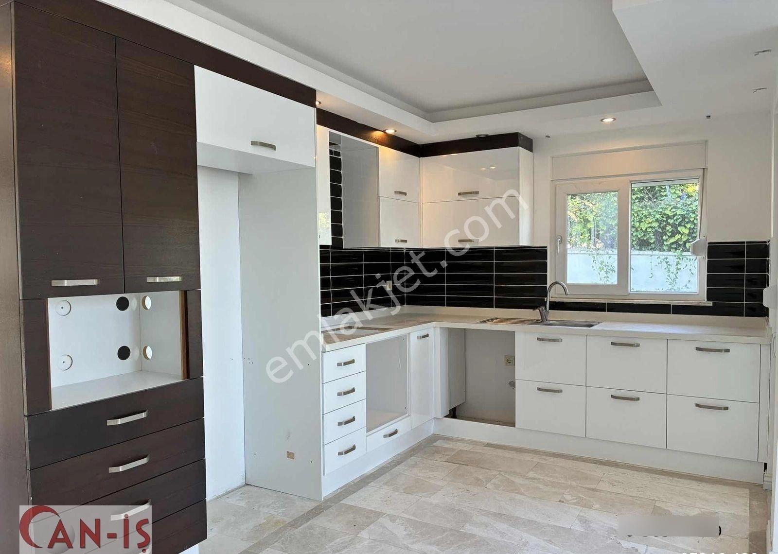 Göynük'te Büyük Balkon Ve Bahçeli Lüks Sıfır Villa - Görsel 25