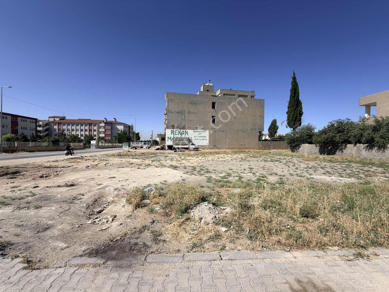 Acar Emlaktan Barajyolu Caddesine Sıfır 1173m2 Ticari+konut Arsa - Görsel 2