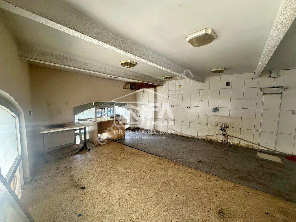 Fa Emlak'tan Mersinin En İşlek Noktasında Kiralık 2 Katlı İşyeri - Görsel 10