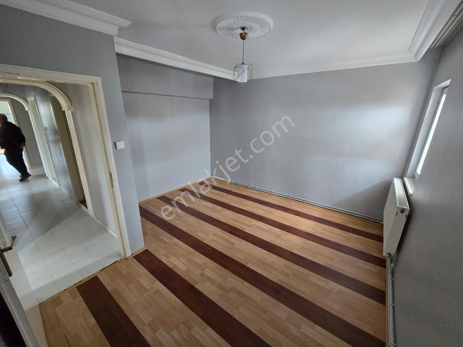 Remax Dem'den Mimar Sinan Mahallesinde Kiralık 3+1 Daire - Görsel 8