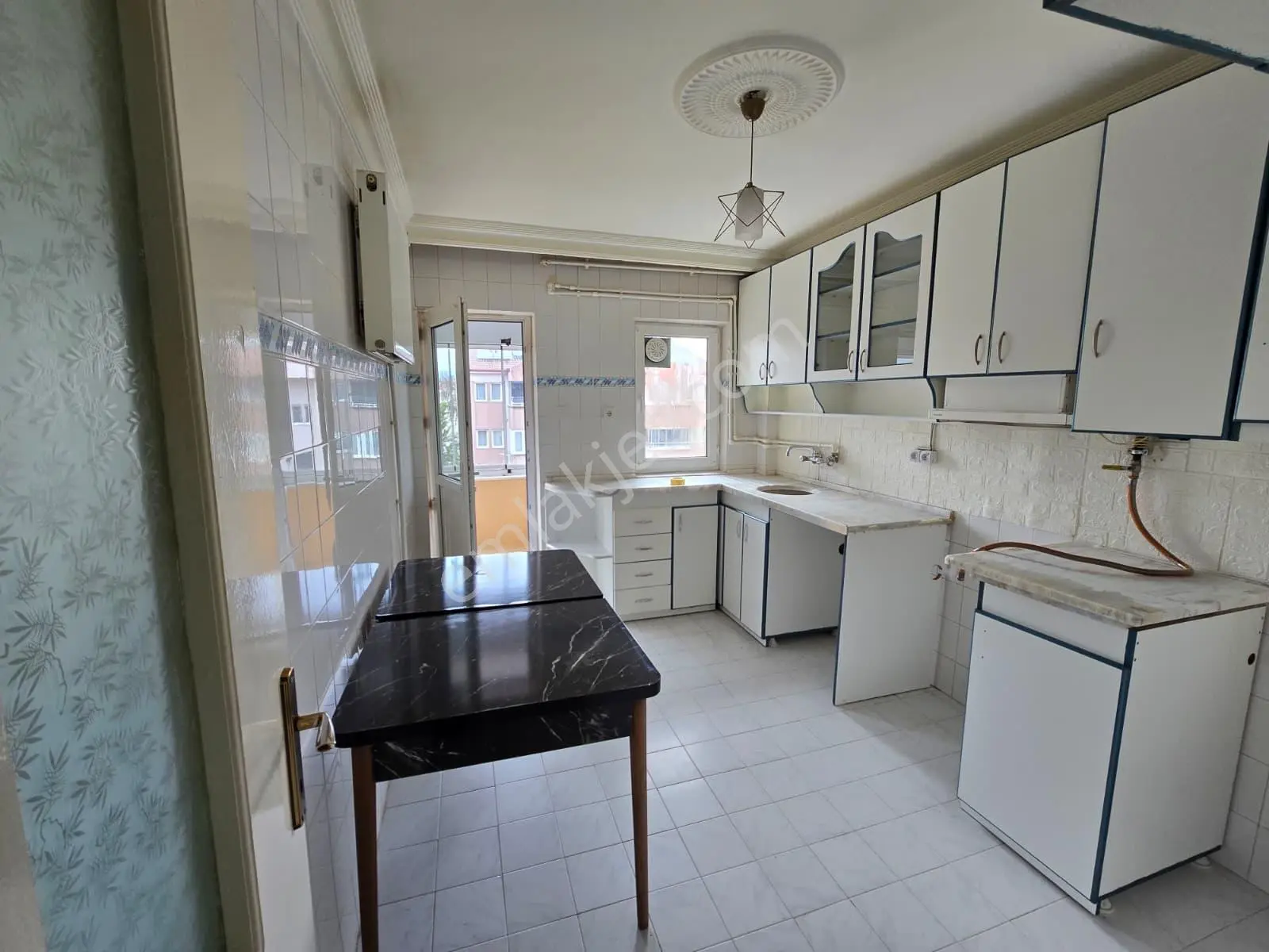 Remax Dem'den Mimar Sinan Mahallesinde Kiralık 3+1 Daire - Görsel 4
