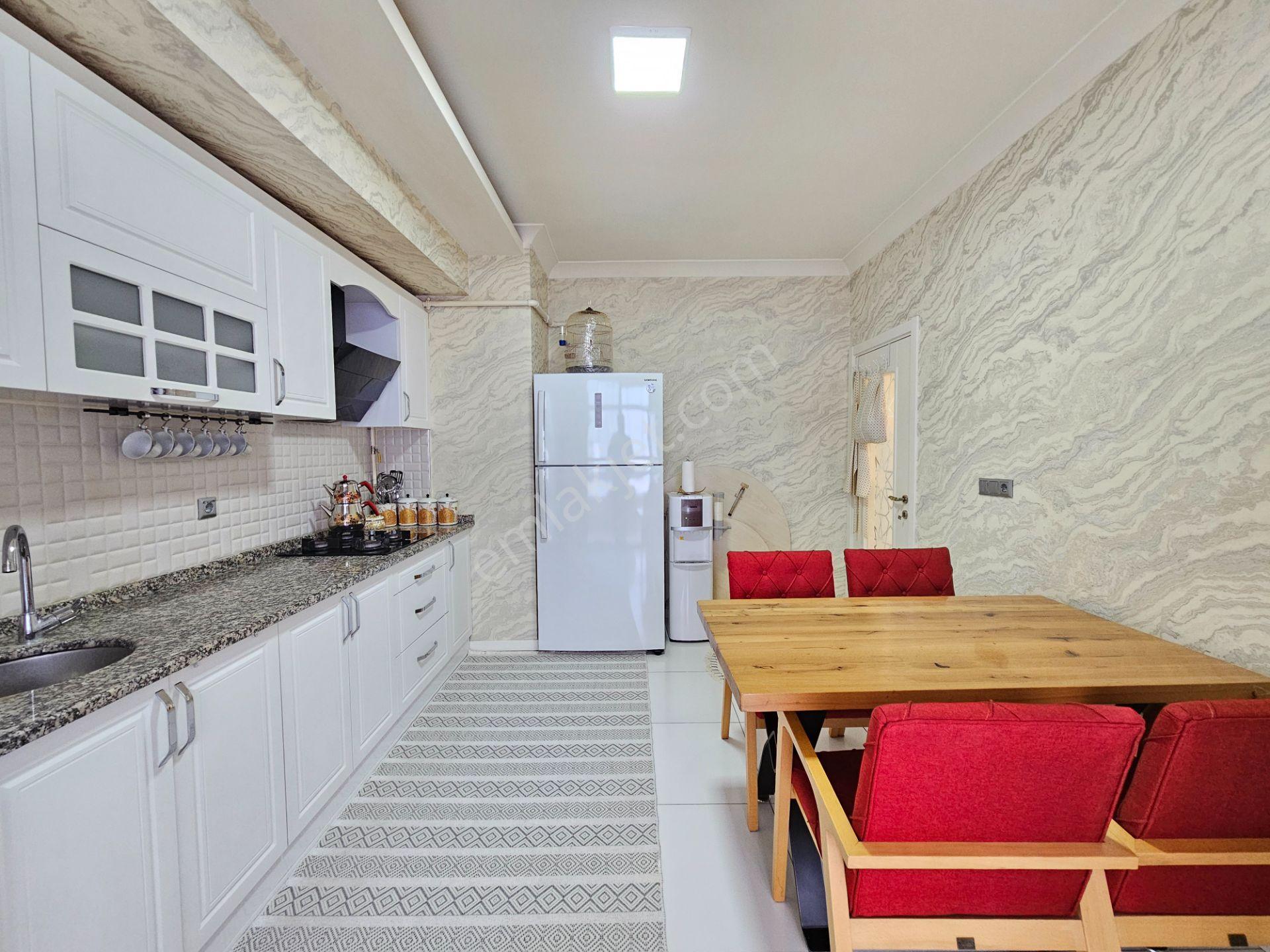 Stadyum Yakını Parsana Mahallesi'nde 4+1 185 M2 Site İçi Arakat Fırsat Daire - Görsel 15