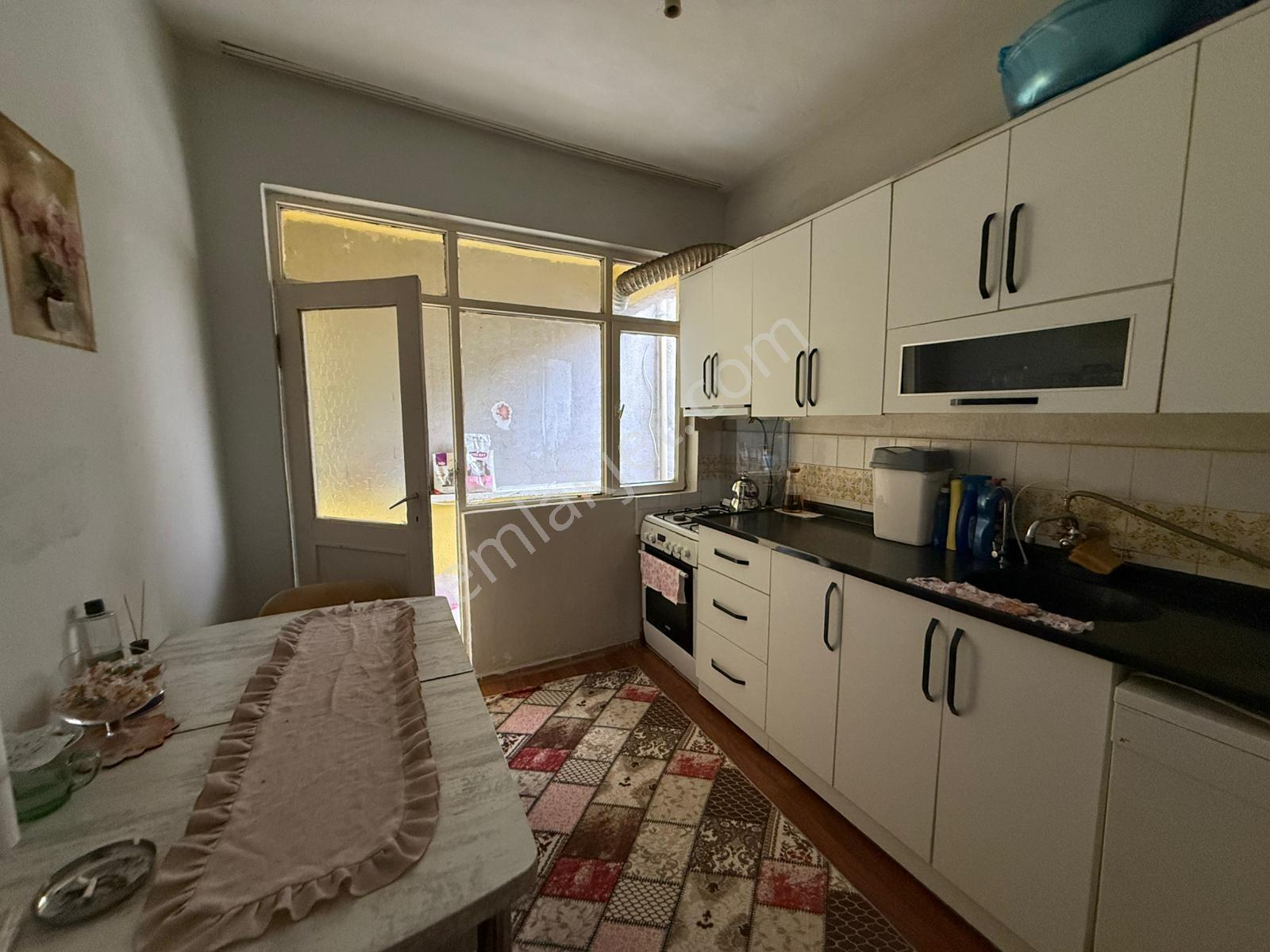 Çarşı Merkezde Mutfak Ayrı Arakat 2+1 Uygun Daire - Görsel 12