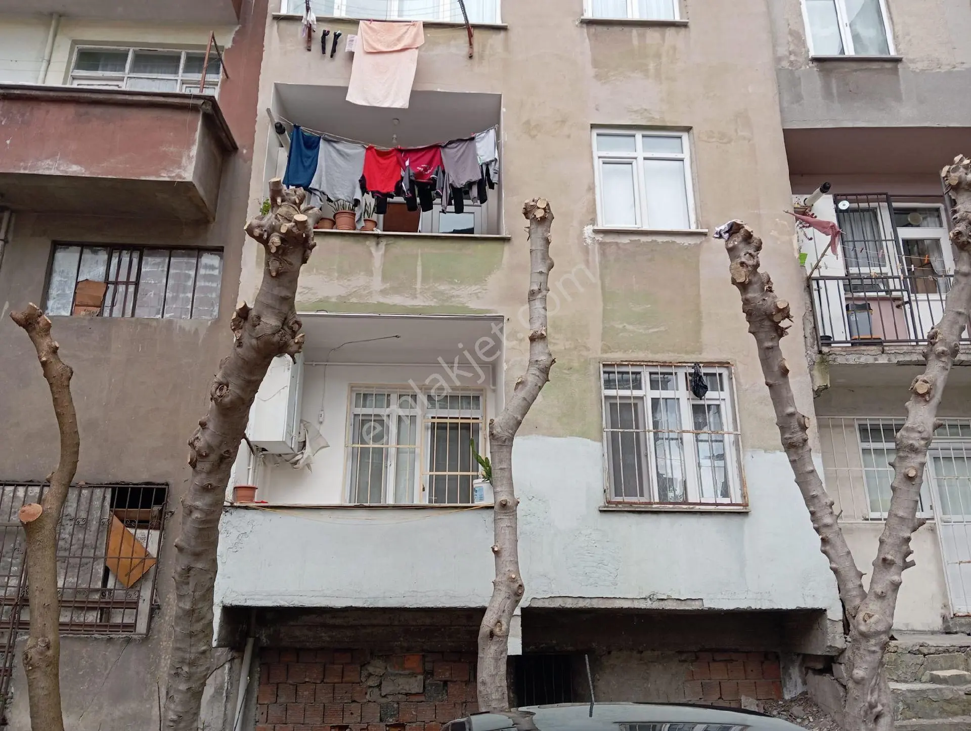 Emlak Şeko Da Satılık Daire Esenler