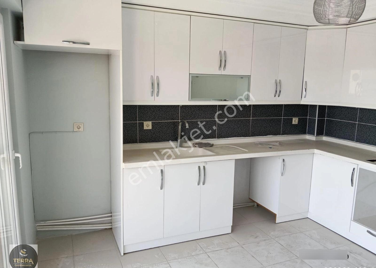 Aydın Germencik Yedi Eylül Mahallesi'nde Kiralık Geniş 3+1 Daire - Görsel 12