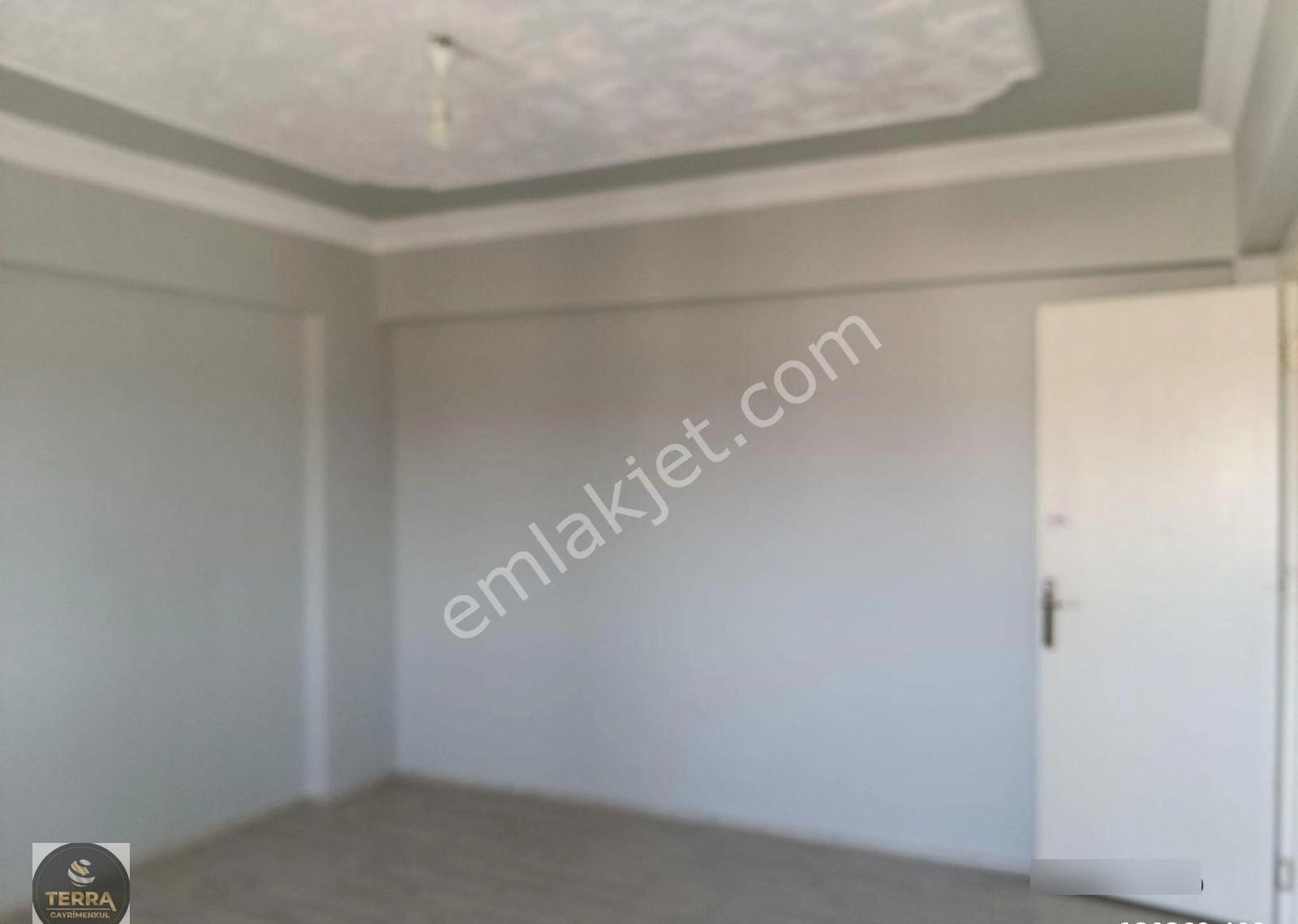 Aydın Germencik Yedi Eylül Mahallesi'nde Kiralık Geniş 3+1 Daire - Görsel 2