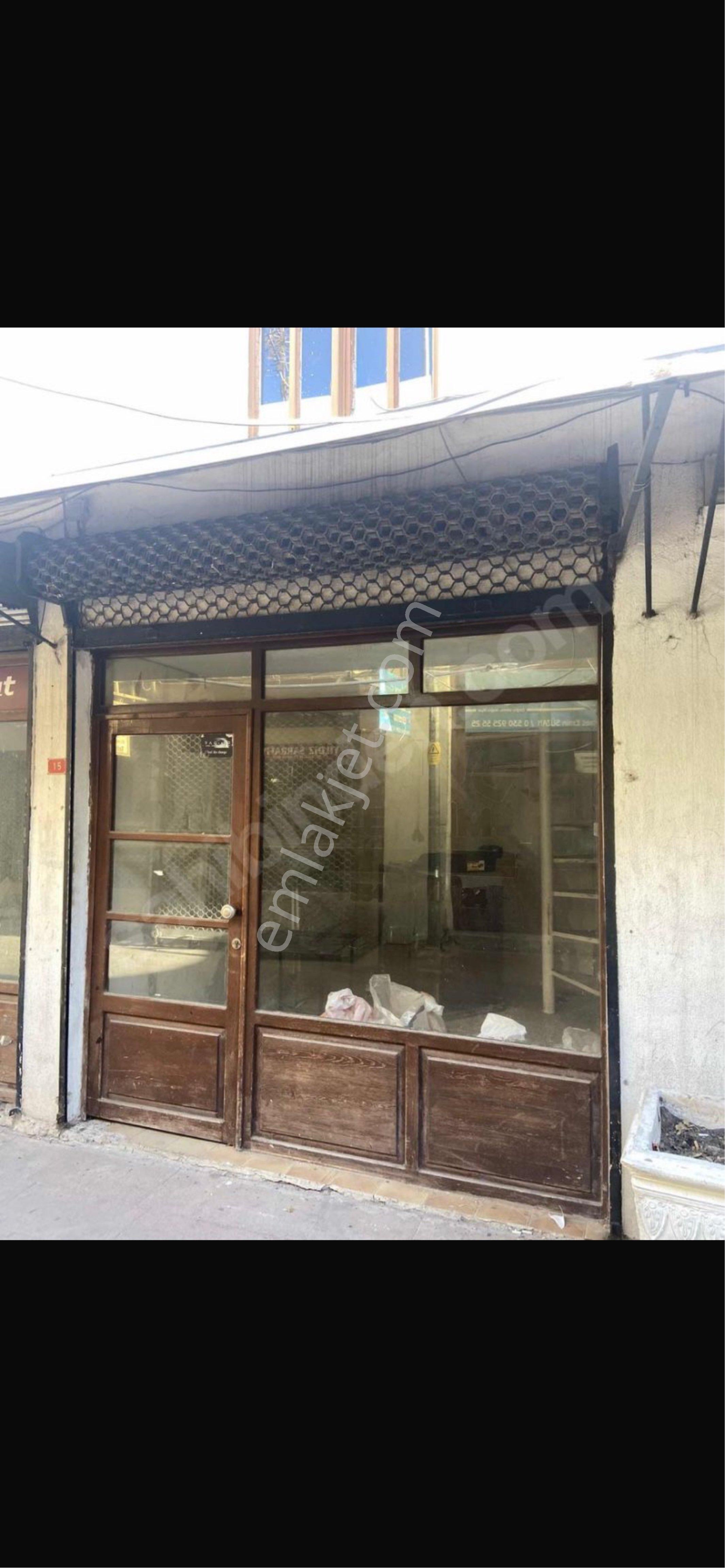 Bergama Tarihi Arastasında Satılık Dükkan - Görsel 3