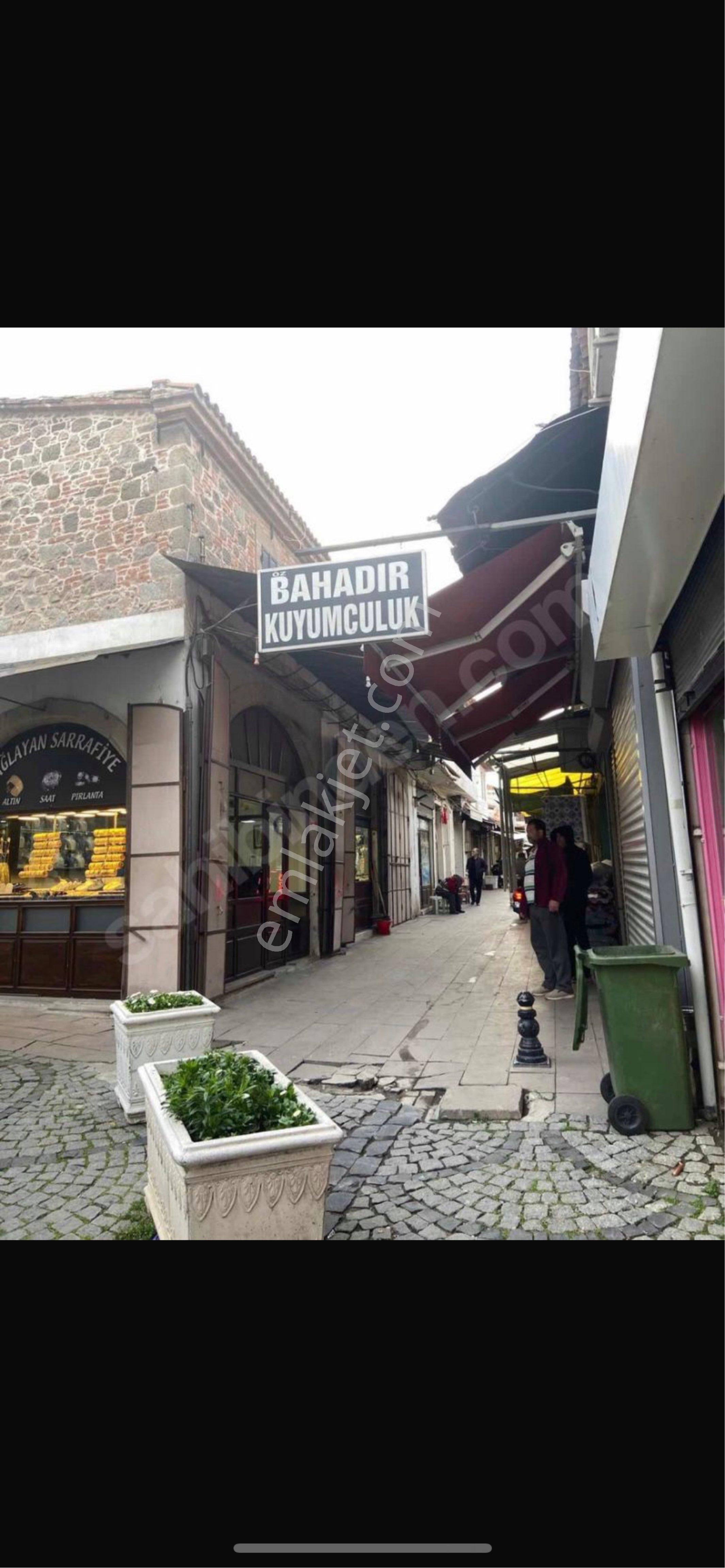 Bergama Tarihi Arastasında Satılık Dükkan - Görsel 4