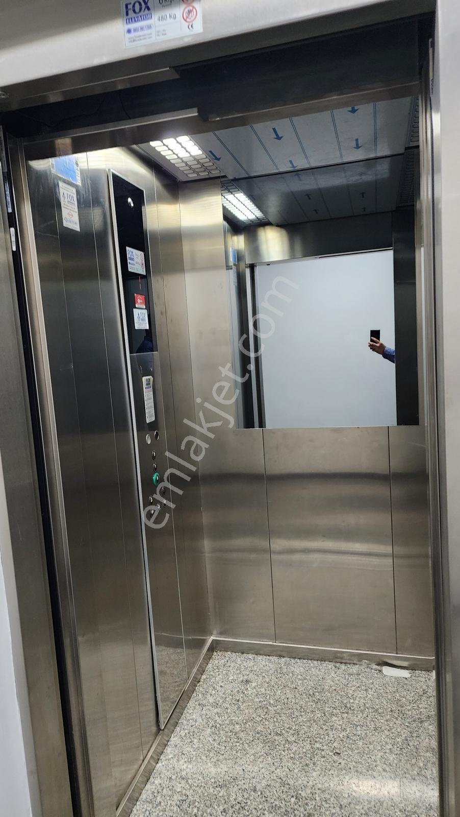 Kariyer'den Ertuğrulgazi Cad. Atimer İşmerkezi Kiralık Ofis 60m² - Görsel 15