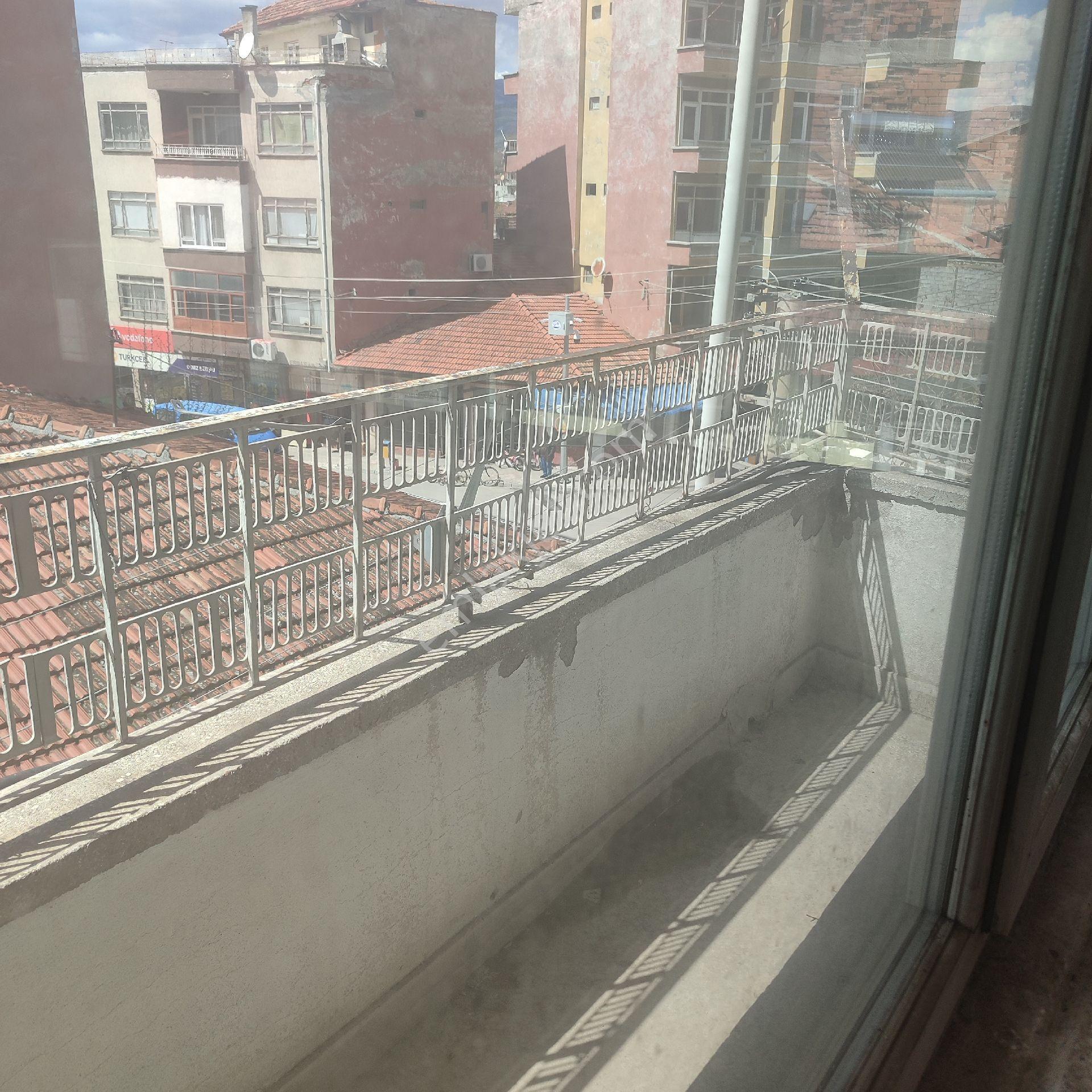 Altı Dükkan 4 Katlı Müstakil Bina Pekgöz Emlak Tan Satılık - Görsel 4