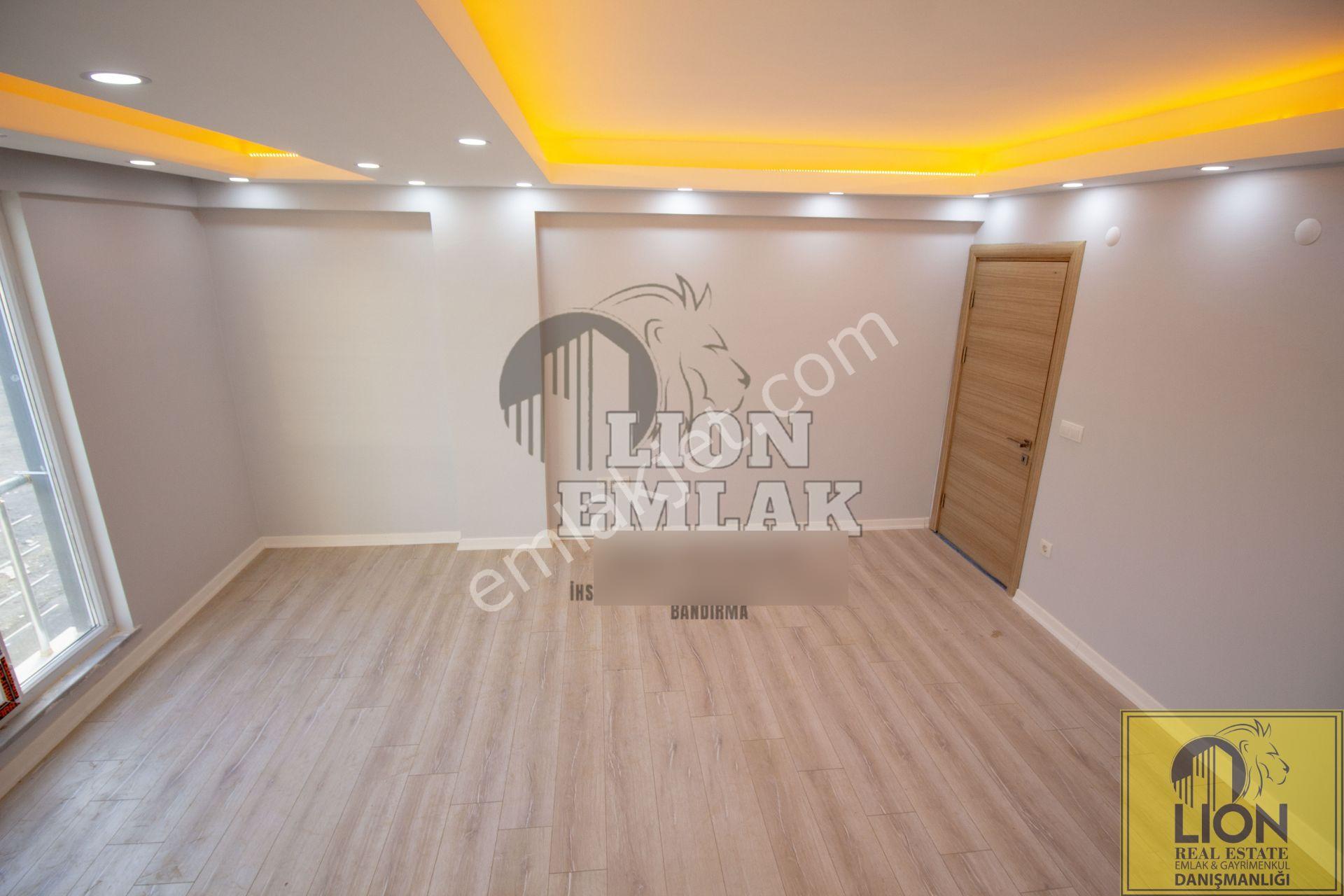 Lıon Emlak'tan 100.yıl'da Arakat,balkonlu Kiralık 3+1 Daire - Görsel 14