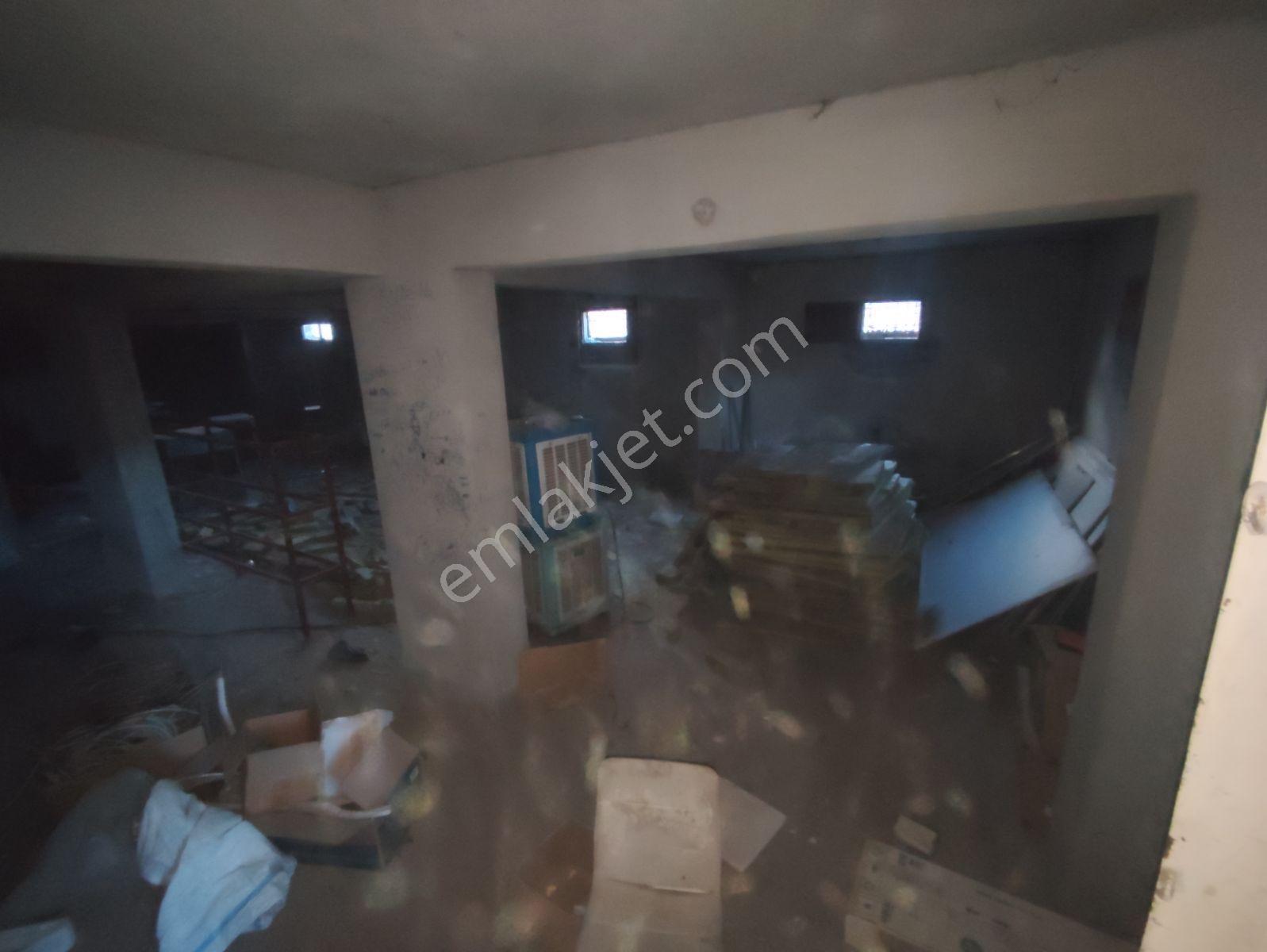 Acar Emlaktan Sakaryacaddesi Üzeri Köşebaşı Kiralık 350m2 Dükkan - Görsel 10