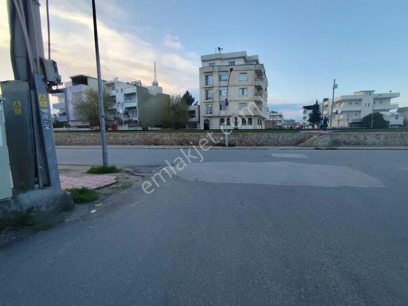Acar Emlaktan Sakaryacaddesi Üzeri Köşebaşı Kiralık 350m2 Dükkan - Görsel 16