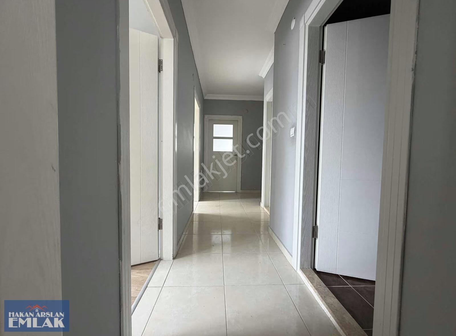 Kanal Yolu Üzeri Kiralık Geniş 2+1 Daire - Görsel 5