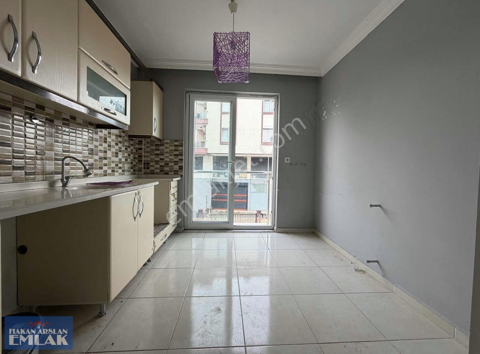Kanal Yolu Üzeri Kiralık Geniş 2+1 Daire - Görsel 24