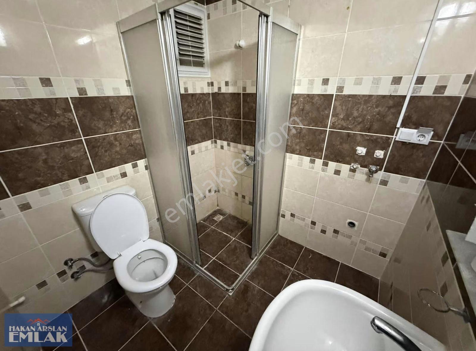 Kanal Yolu Üzeri Kiralık Geniş 2+1 Daire - Görsel 7