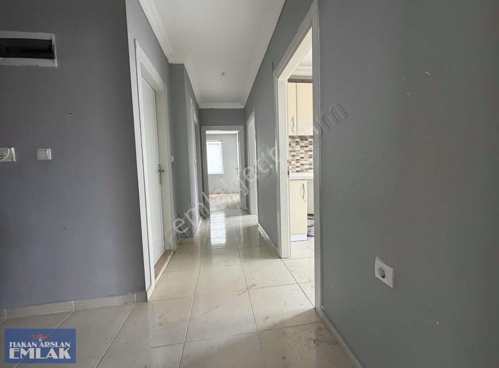 Kanal Yolu Üzeri Kiralık Geniş 2+1 Daire - Görsel 3