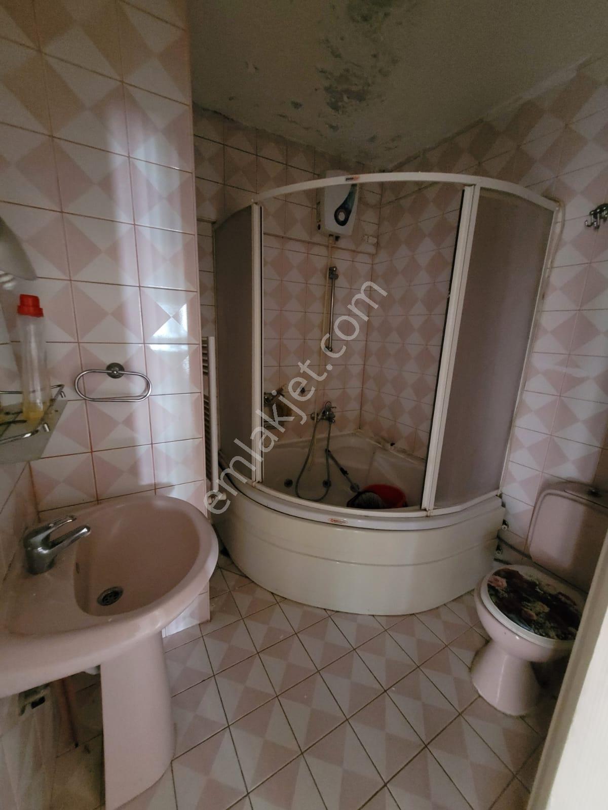 Ortacada Merkezi Konumda 130 M2 Geniş 3+1 - Görsel 23