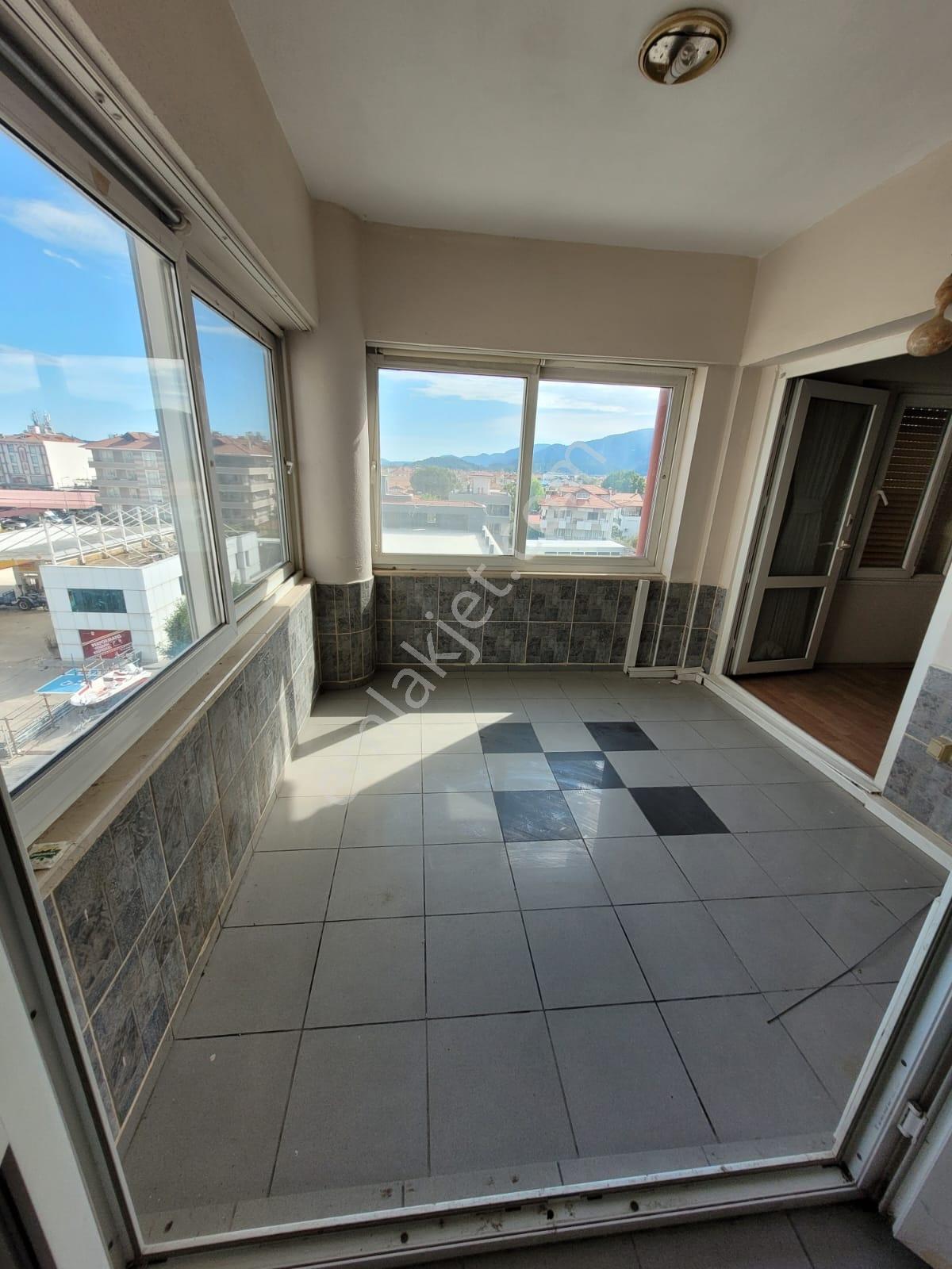 Ortacada Merkezi Konumda 130 M2 Geniş 3+1 - Görsel 8