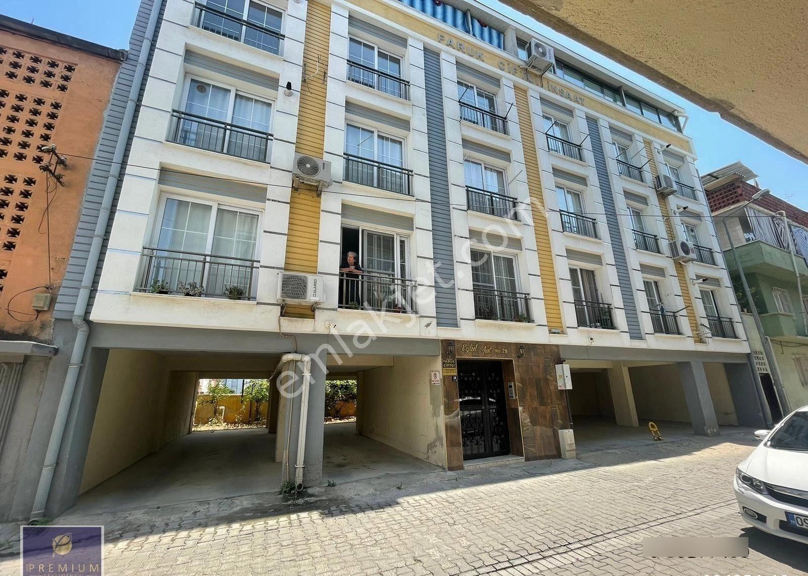 Yedieylül Mahallesinde Yatırımlık Kiracılı 2+1 Satılık Daire