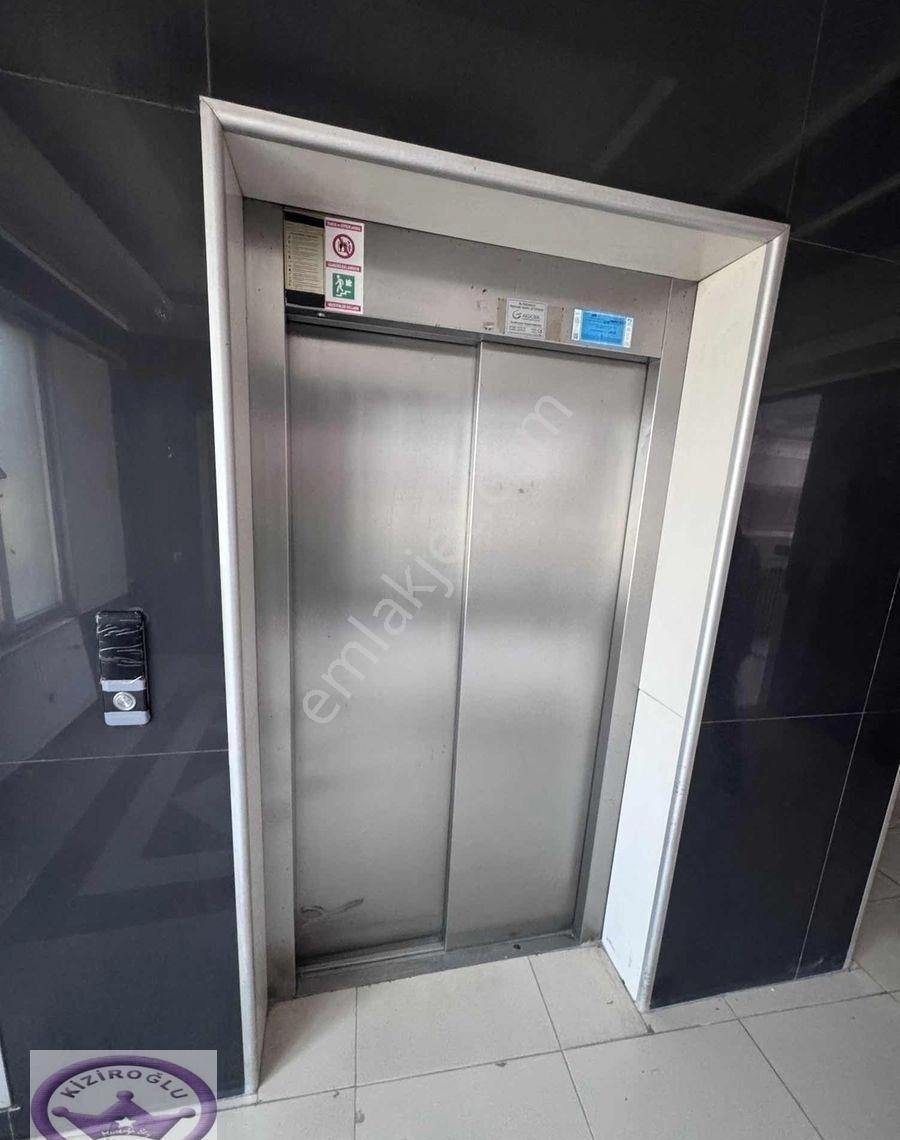 Marmara Üni Karşısı Metro Yanında Stüdyo Daire - Görsel 27