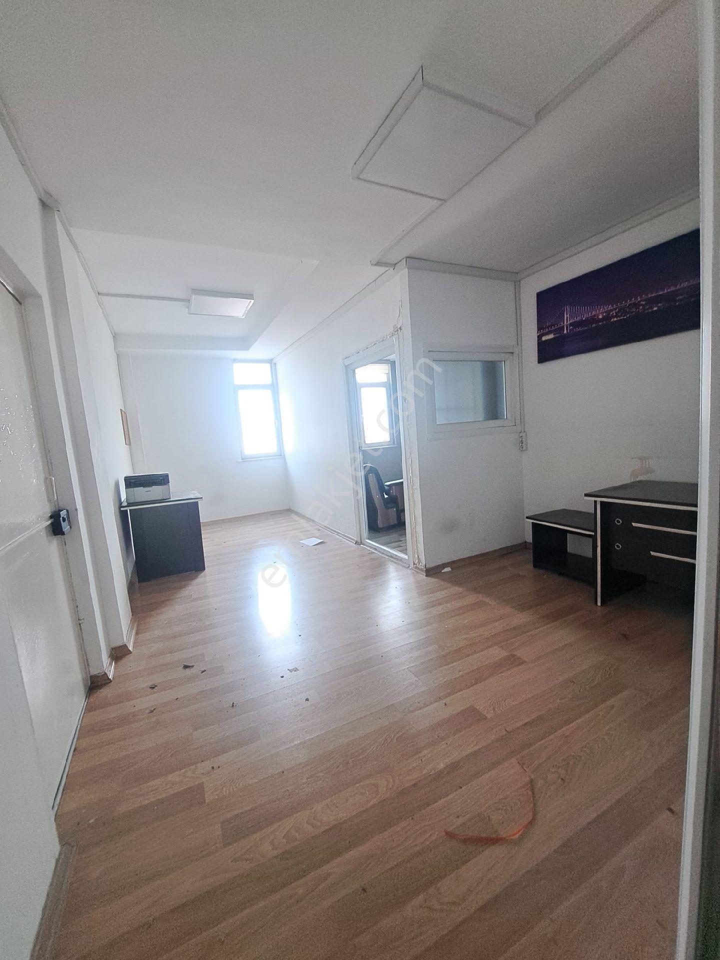 Bağcılar Fatih Mh. Kiralık İş Yeri 650m² - Görsel 10