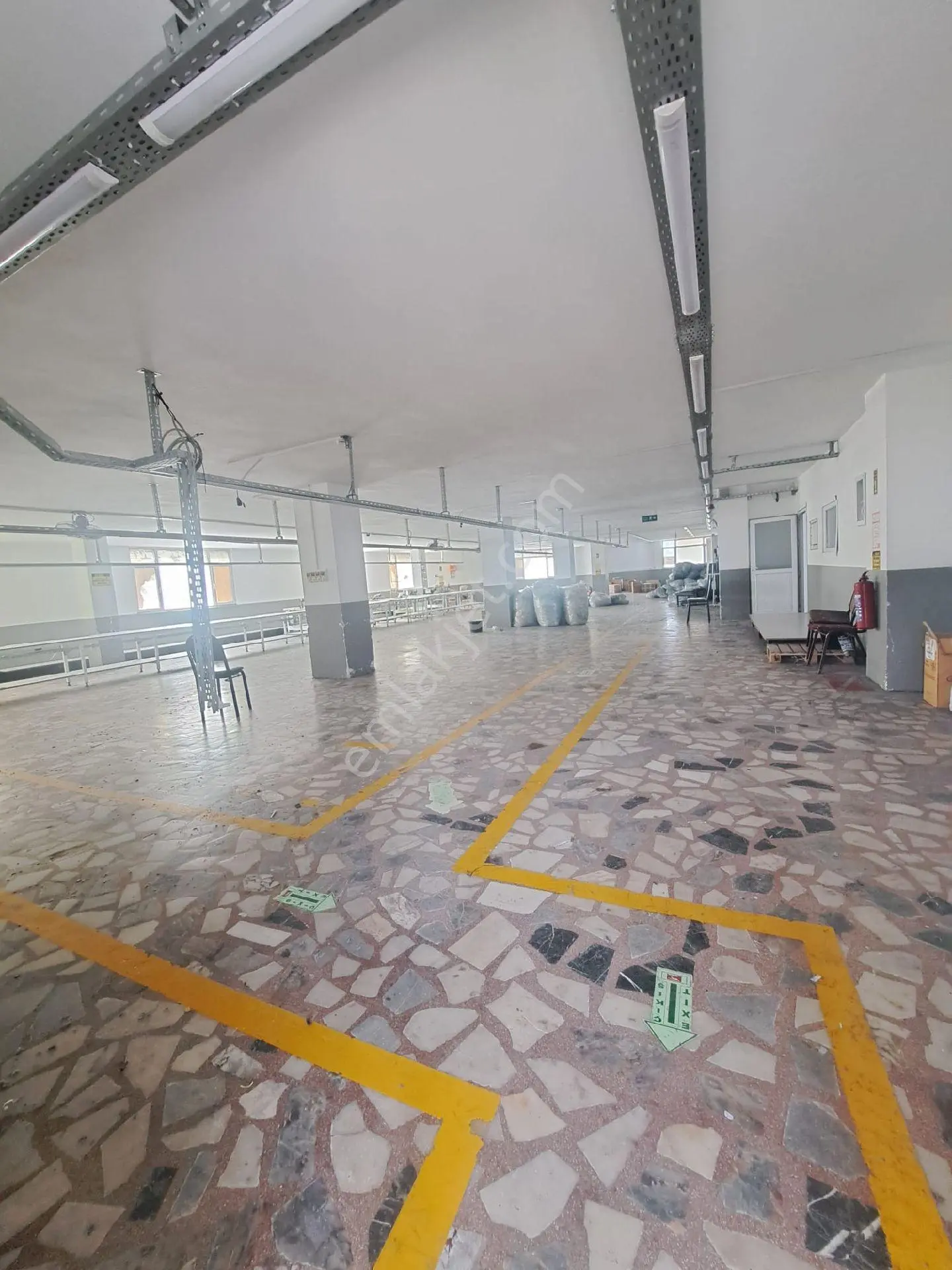 Bağcılar Fatih Mh. Kiralık İş Yeri 650m²