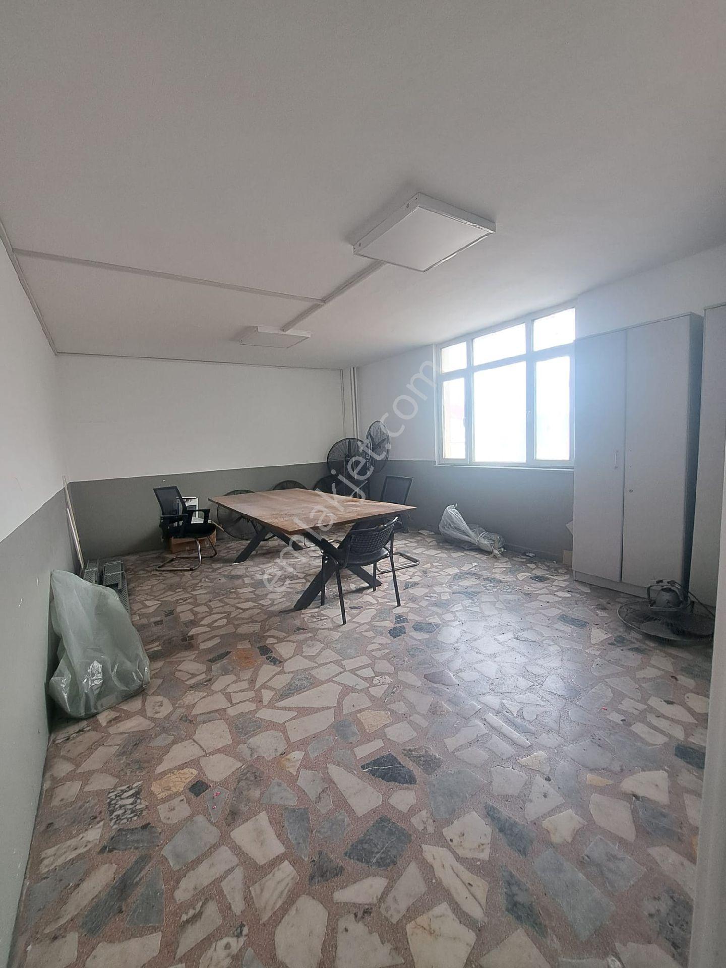 Bağcılar Fatih Mh. Kiralık İş Yeri 650m² - Görsel 11